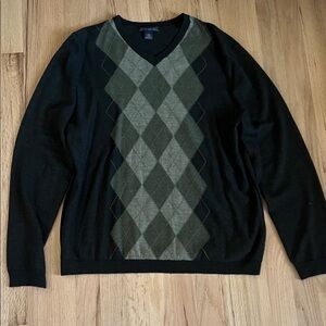 Banana Republic Green Argyle Merino Wool V-Neck Sweater